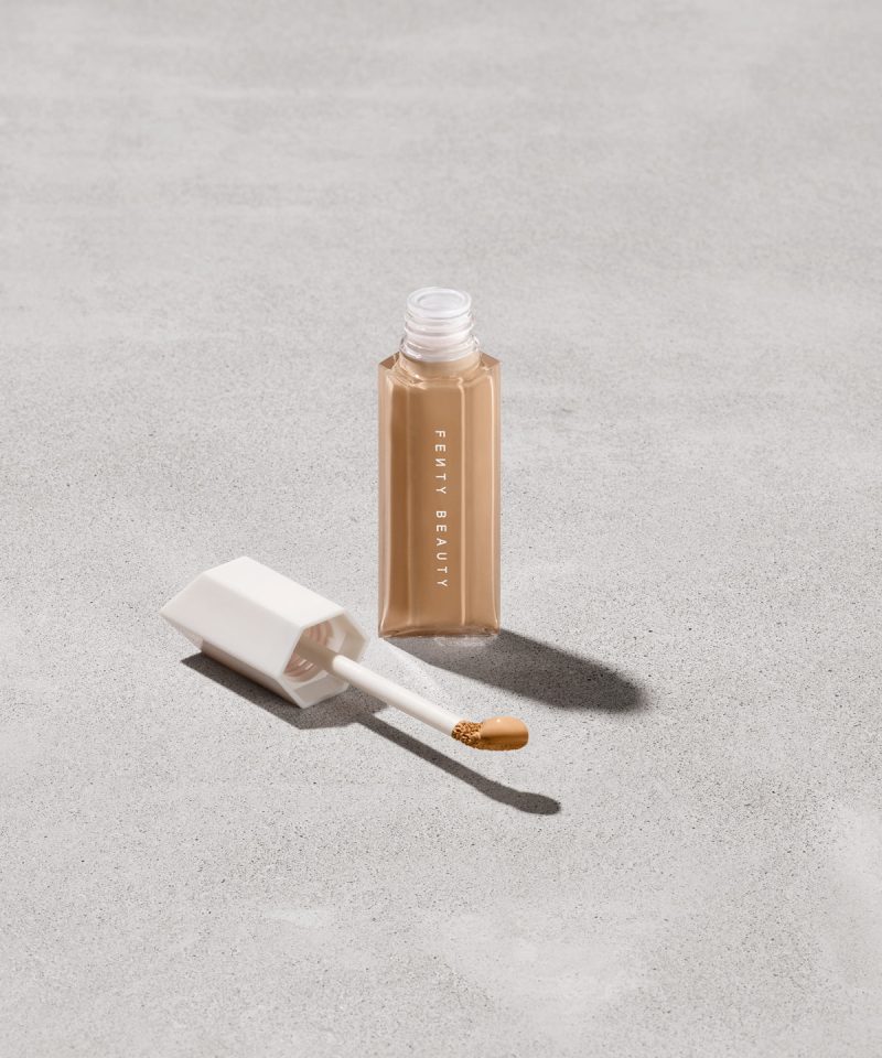 We're Even Hydrating Longwear Concealer — 290W